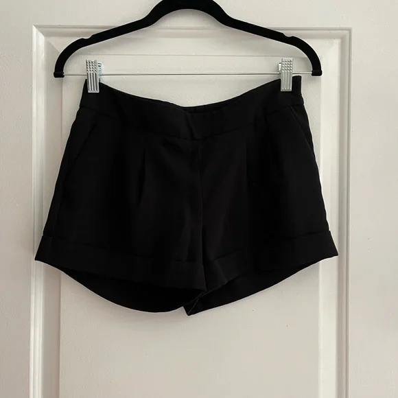 express black dress shorts New Express Women's Black Size 00 28W Pleated Dress Shorts